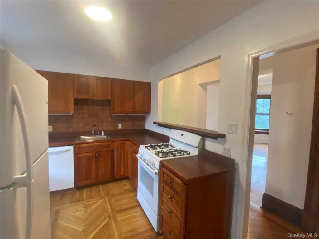 171 S Broadway, Unit #3, Nyack, NY 10960 - Photo 9 of 25