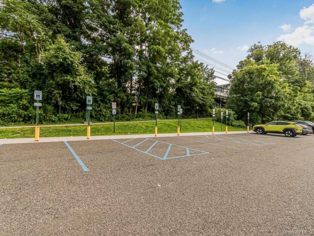 9 Wyndover Woods Lane, Unit #9-2, White Plains, NY 10603 - Photo 24 of 27