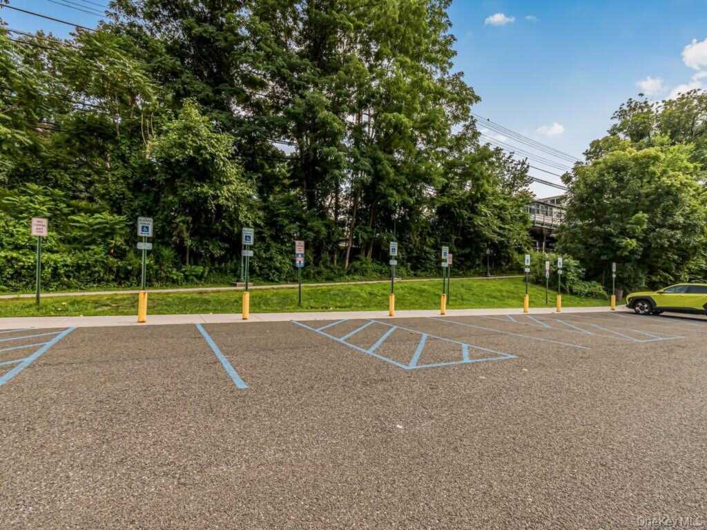 9 Wyndover Woods Lane, Unit #9-2, White Plains, NY 10603 - Photo 25 of 27