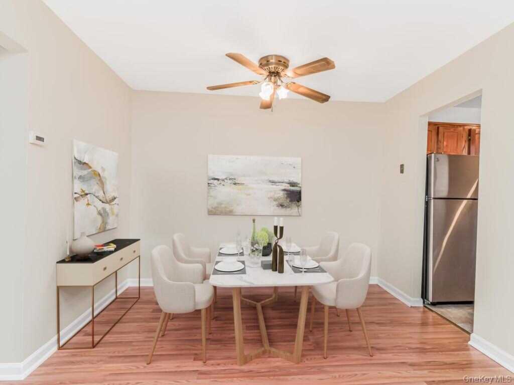 9 Wyndover Woods Lane, Unit #9-2, White Plains, NY 10603 - Photo 3 of 27