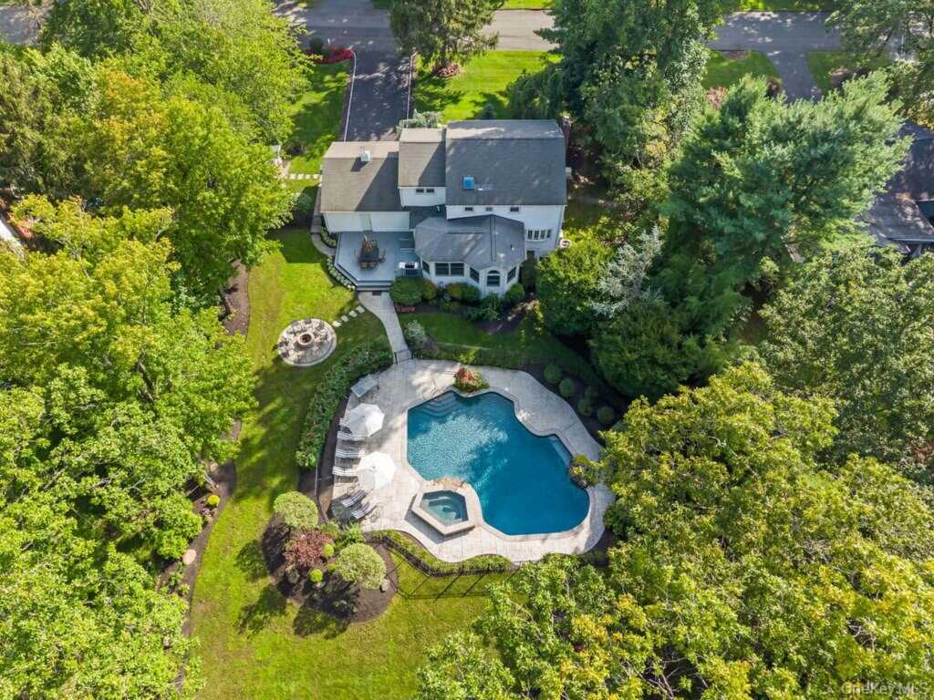 16 Marget Ann Lane, Suffern, NY 10901