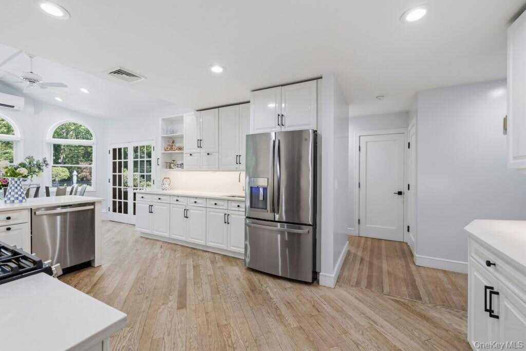 16 Marget Ann Lane, Suffern, NY 10901 - Photo 13 of 46