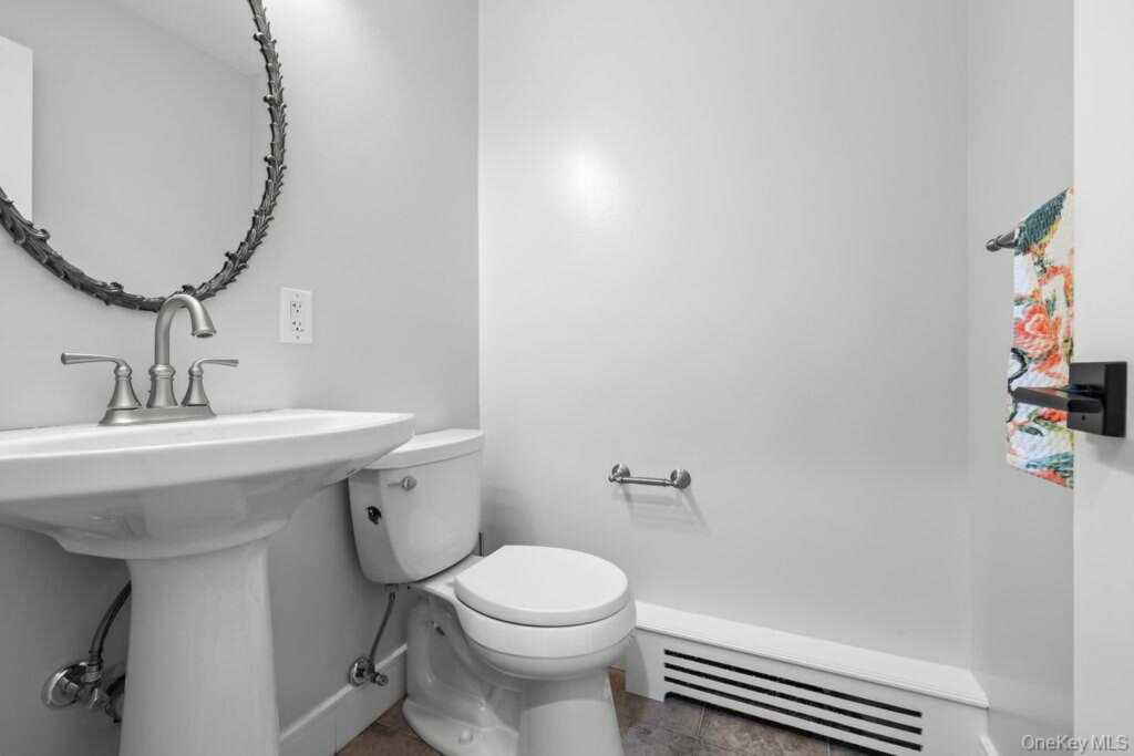 16 Marget Ann Lane, Suffern, NY 10901 - Photo 17 of 46