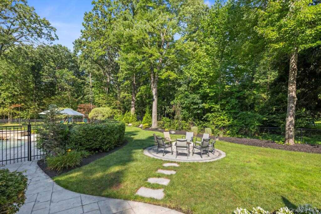 16 Marget Ann Lane, Suffern, NY 10901 - Photo 32 of 46