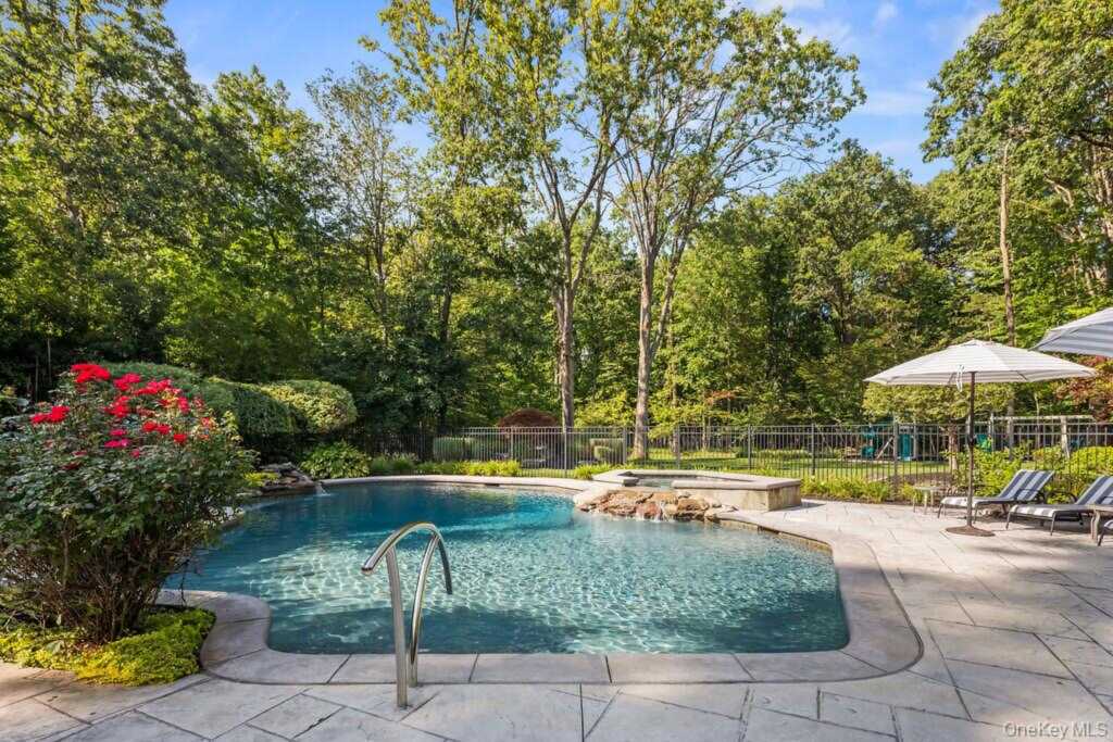 16 Marget Ann Lane, Suffern, NY 10901 - Photo 36 of 46
