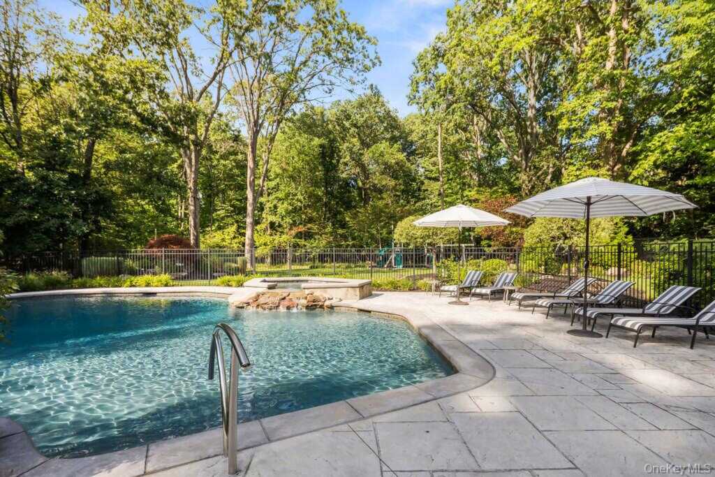 16 Marget Ann Lane, Suffern, NY 10901 - Photo 39 of 46