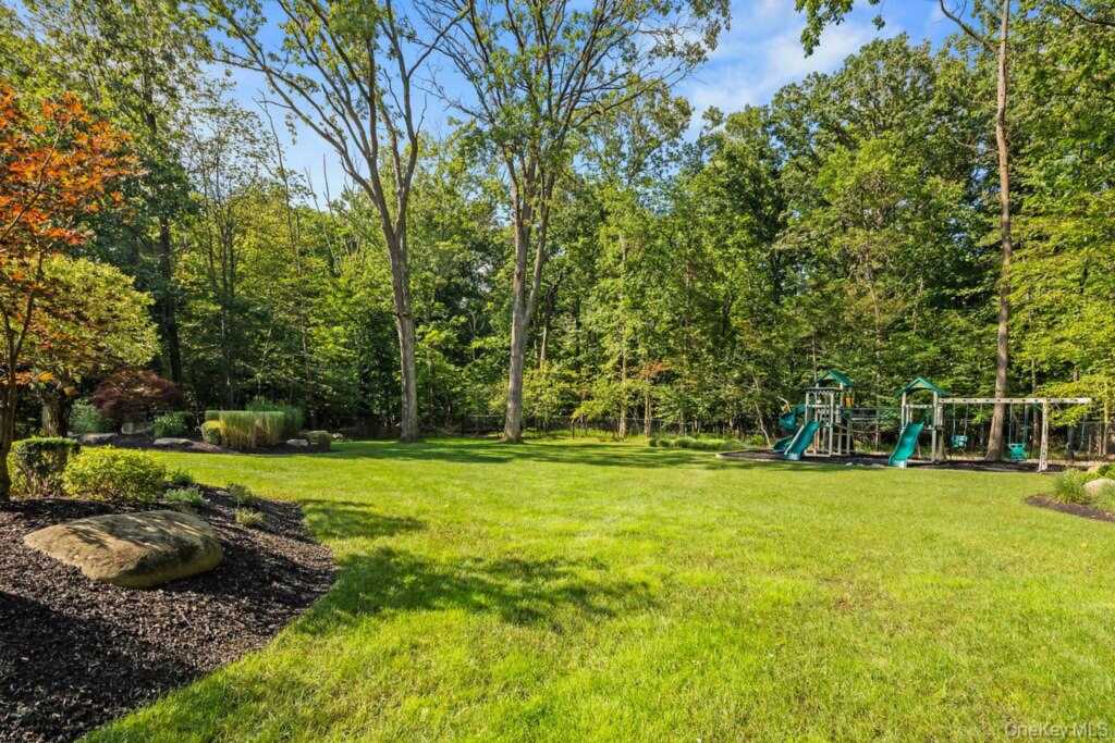 16 Marget Ann Lane, Suffern, NY 10901 - Photo 40 of 46
