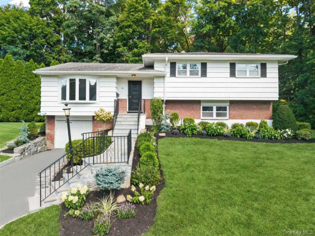 36 Chatham Road, New Rochelle, NY 10804