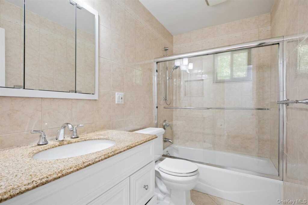 36 Chatham Road, New Rochelle, NY 10804 - Photo 13 of 21