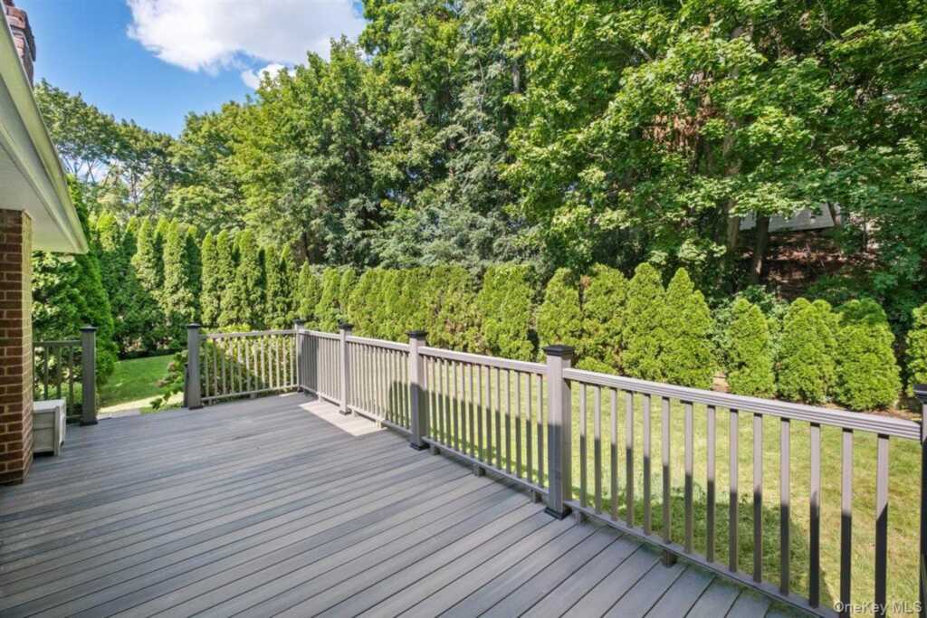 36 Chatham Road, New Rochelle, NY 10804 - Photo 16 of 21