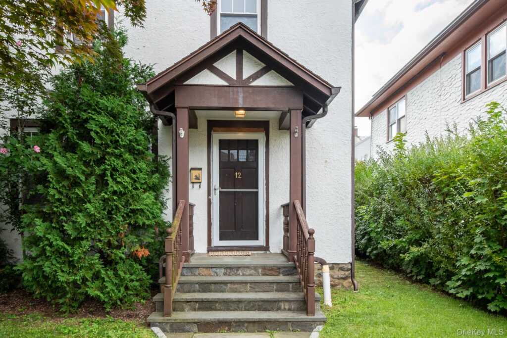 12 Perry Avenue, Rye, NY 10573