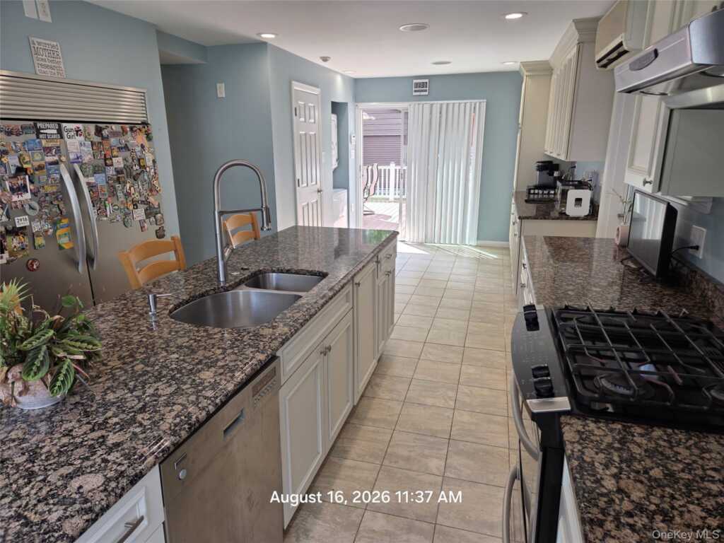 11 Fairview Place, Suffern, NY 10901 - Photo 31 of 43