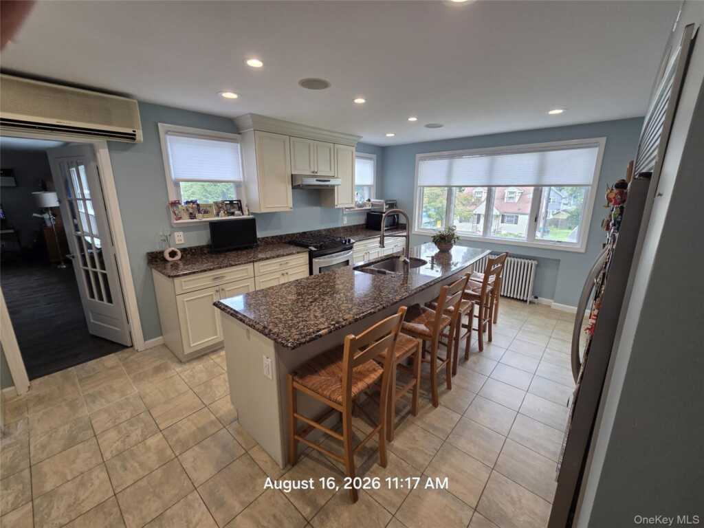11 Fairview Place, Suffern, NY 10901 - Photo 7 of 43