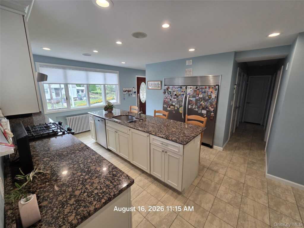 11 Fairview Place, Suffern, NY 10901 - Photo 9 of 43