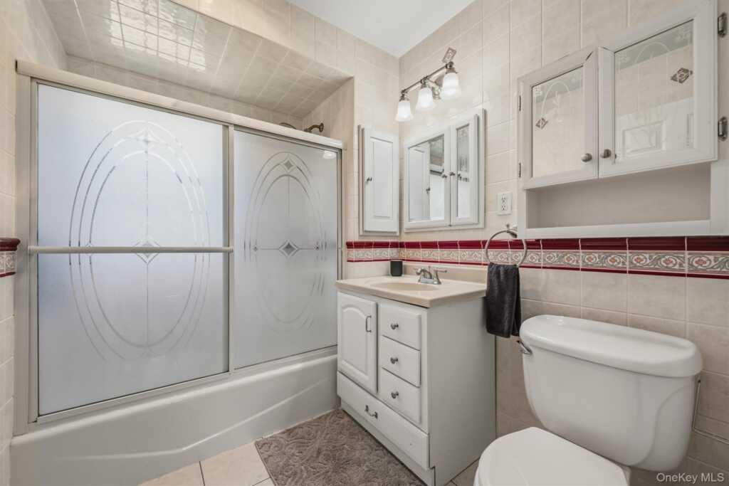 13 Washington Circle, Suffern, NY 10901 - Photo 23 of 33