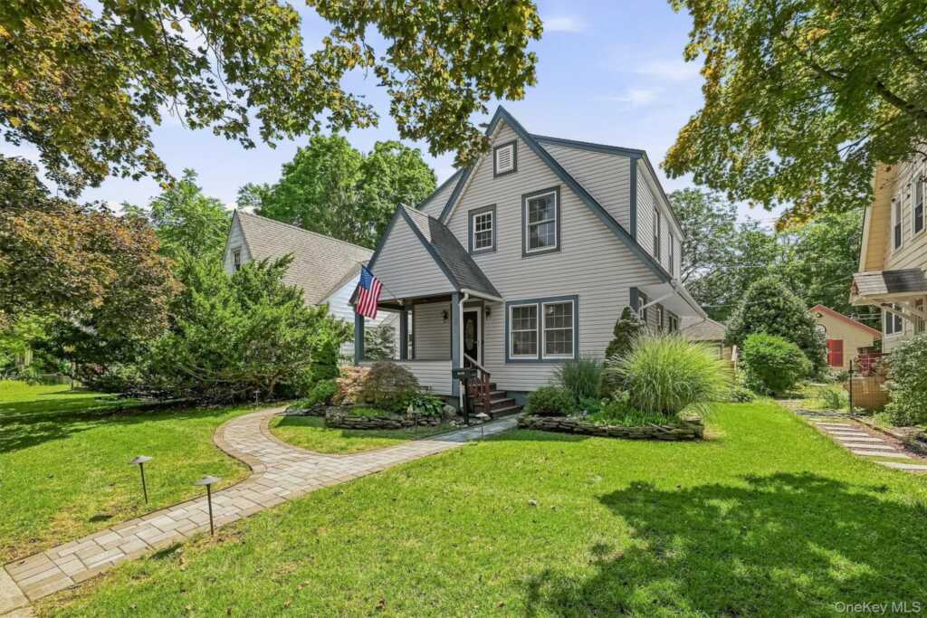 13 Washington Circle, Suffern, NY 10901 - Photo 4 of 33