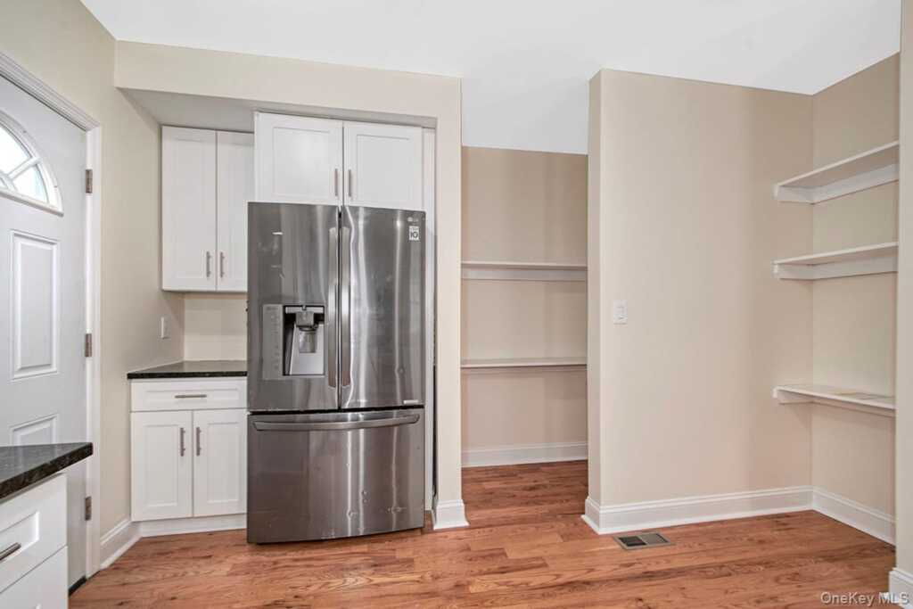 16 Park Avenue, Unit #1, White Plains, NY 10603 - Photo 3 of 12