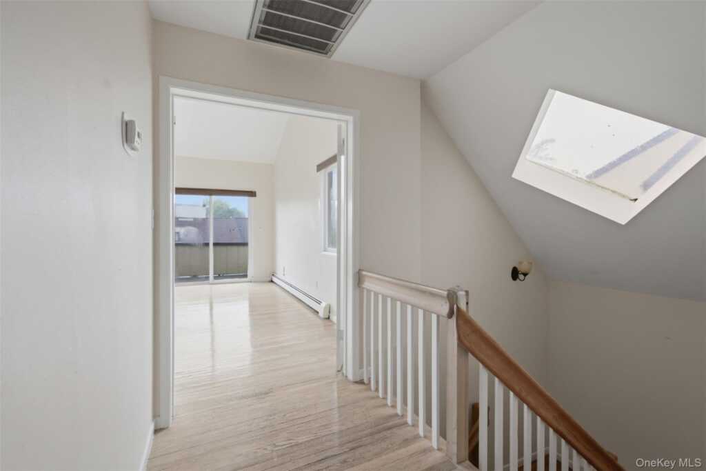 14 Dakota Court, Suffern, NY 10901 - Photo 23 of 35