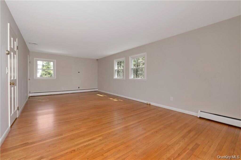 3 Lea Place, Rye, NY 10580 - Photo 18 of 46