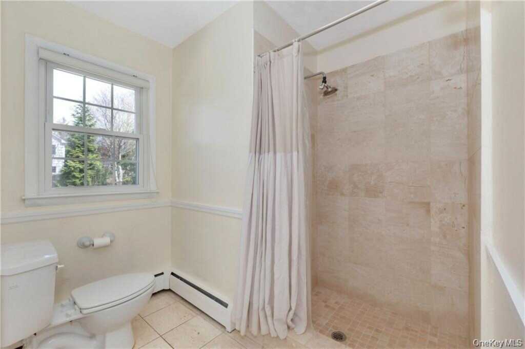 3 Lea Place, Rye, NY 10580 - Photo 19 of 46