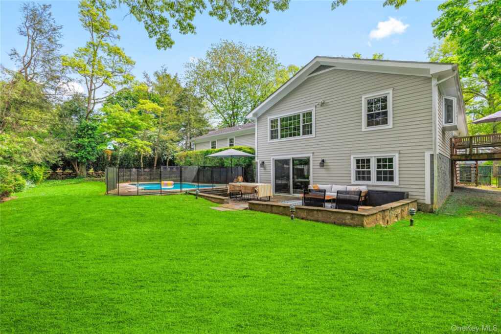 3 Lea Place, Rye, NY 10580 - Photo 32 of 46