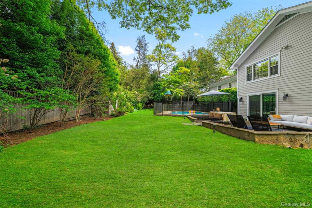 3 Lea Place, Rye, NY 10580 - Photo 33 of 46