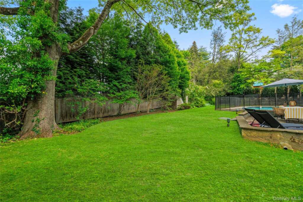 3 Lea Place, Rye, NY 10580 - Photo 34 of 46
