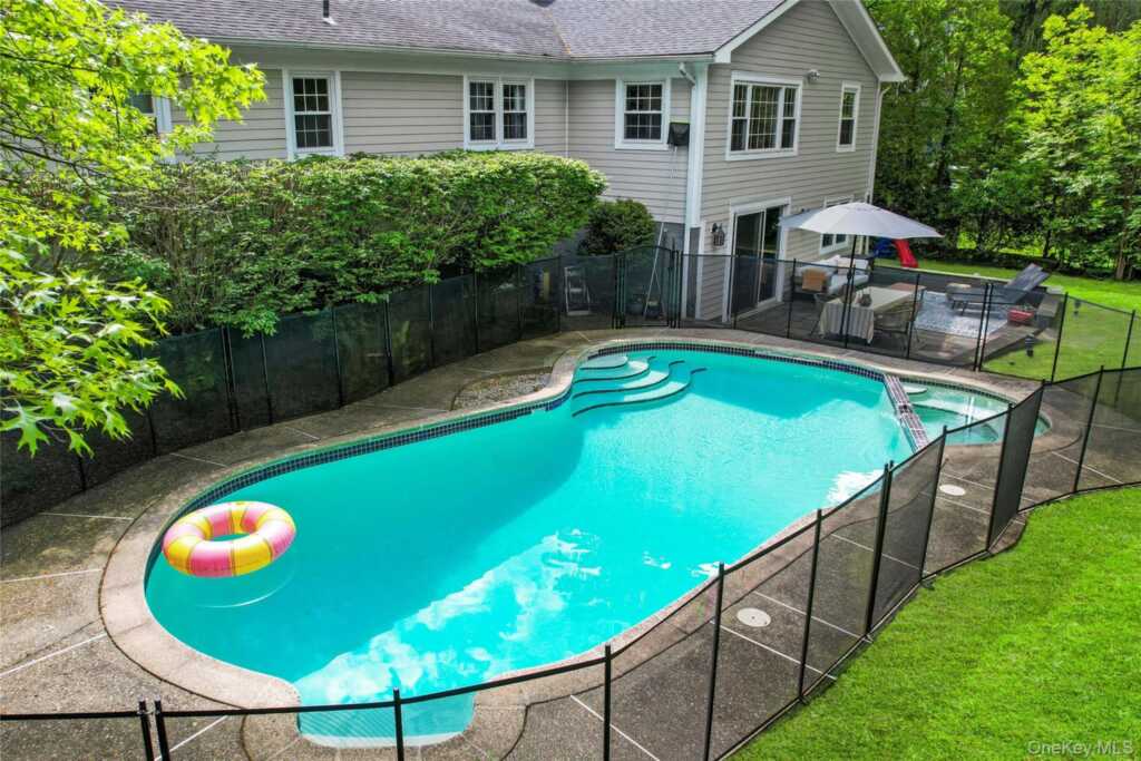 3 Lea Place, Rye, NY 10580 - Photo 44 of 46