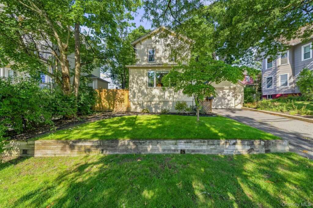 40 N Midland Avenue, Nyack, NY 10960 - Photo 2 of 50