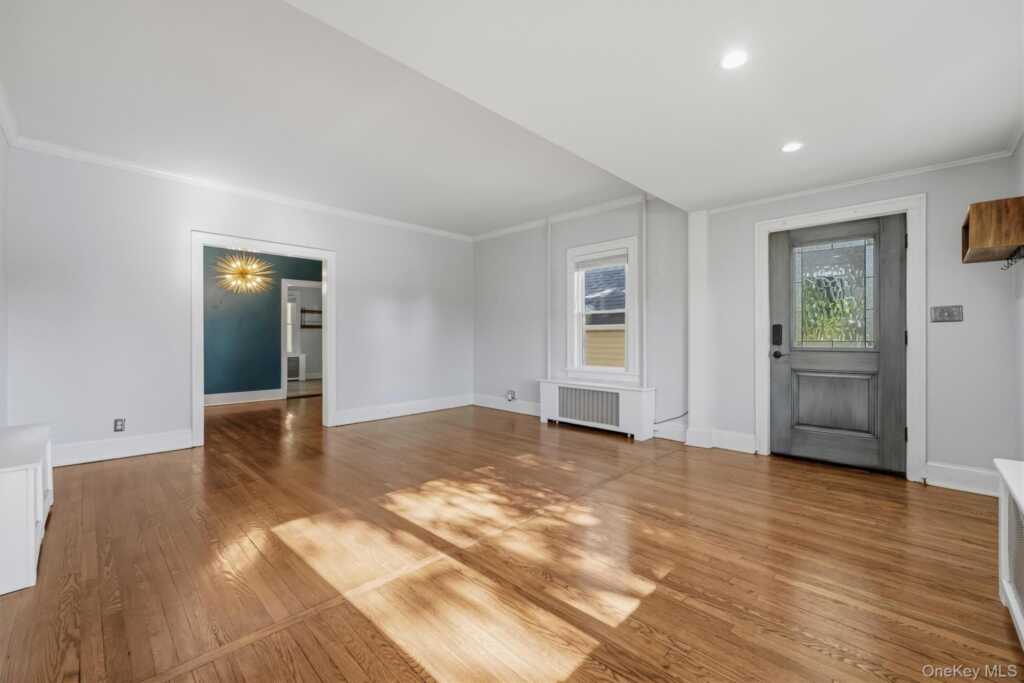 40 N Midland Avenue, Nyack, NY 10960 - Photo 7 of 50