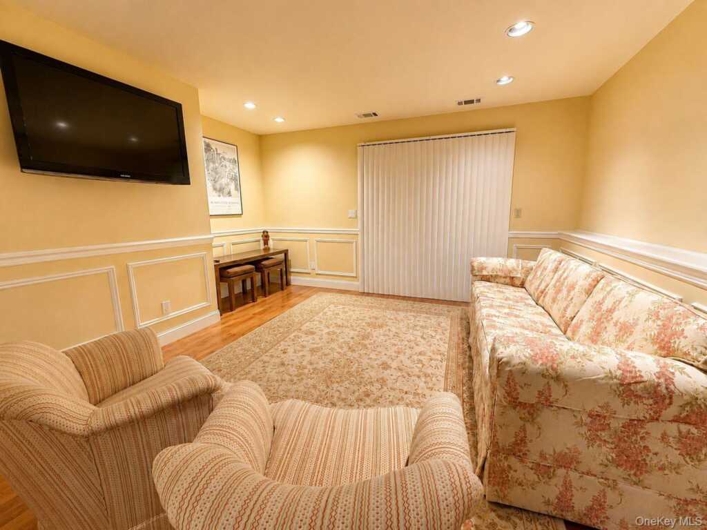 38 York Drive, New City, NY 10956 - Photo 9 of 9