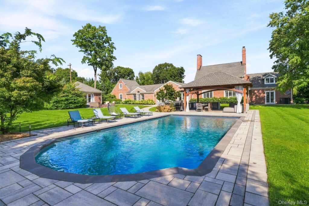 8 Rose Hill Road, Suffern, NY 10901 - Photo 41 of 50