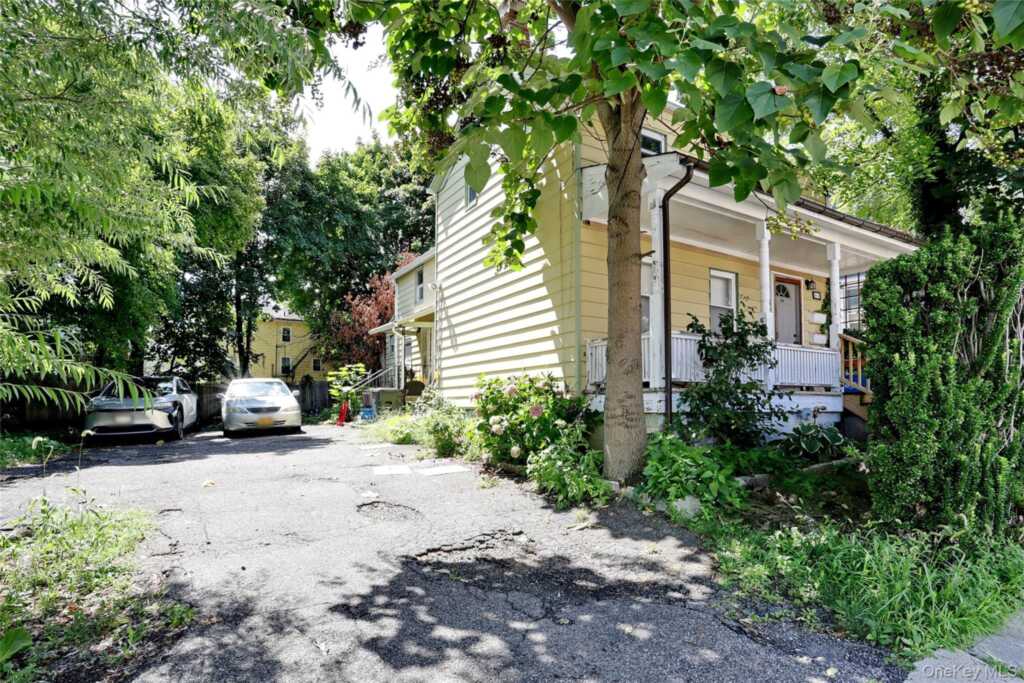 93 Jackson Avenue, Nyack, NY 10960 - Photo 2 of 7