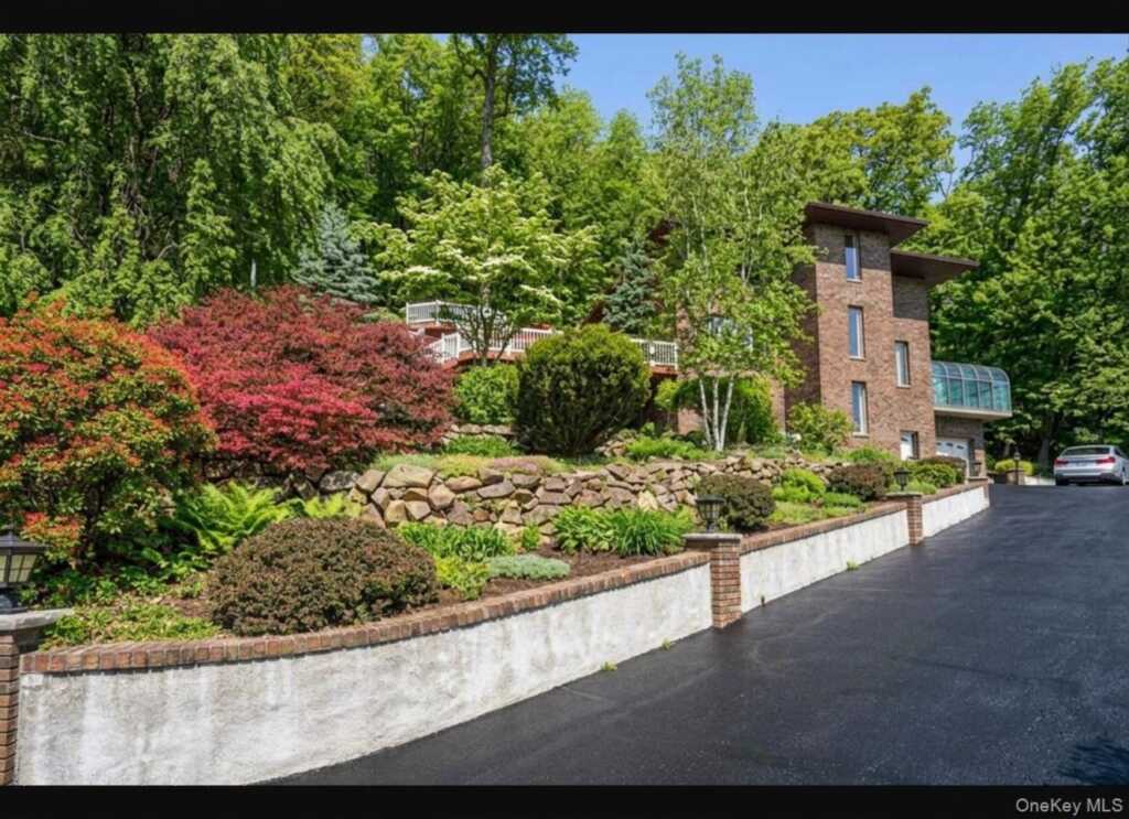 908 Route 9W, Nyack, NY 10960 - Photo 3 of 26