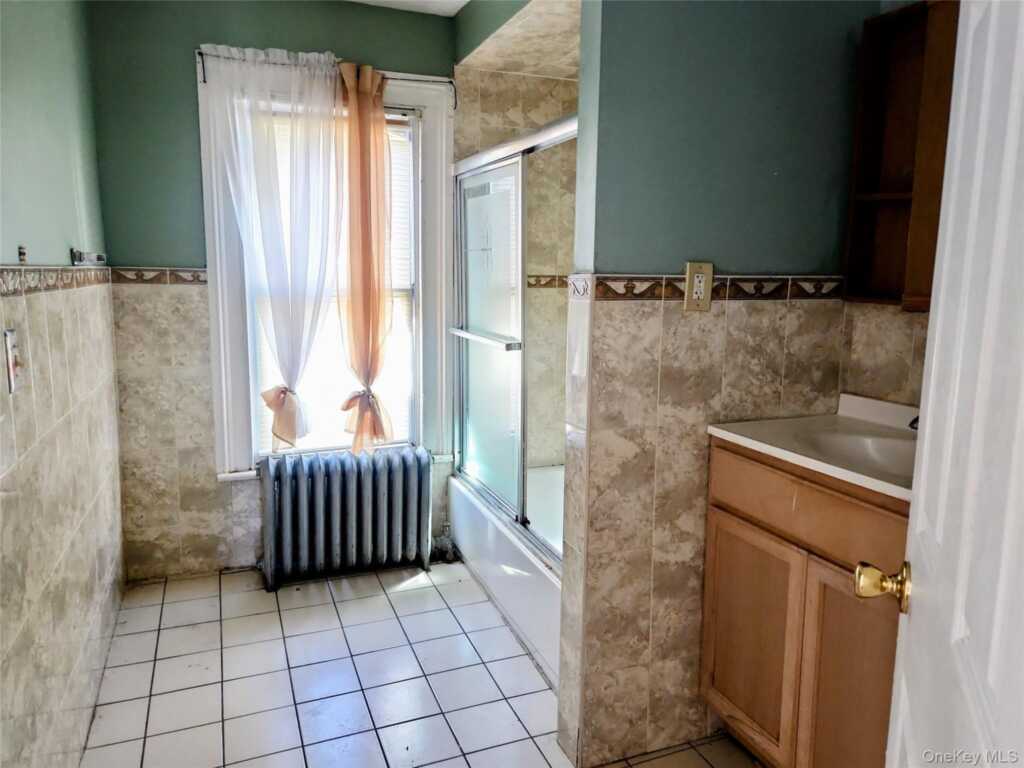31 Elysian Avenue, Nyack, NY 10960 - Photo 6 of 9