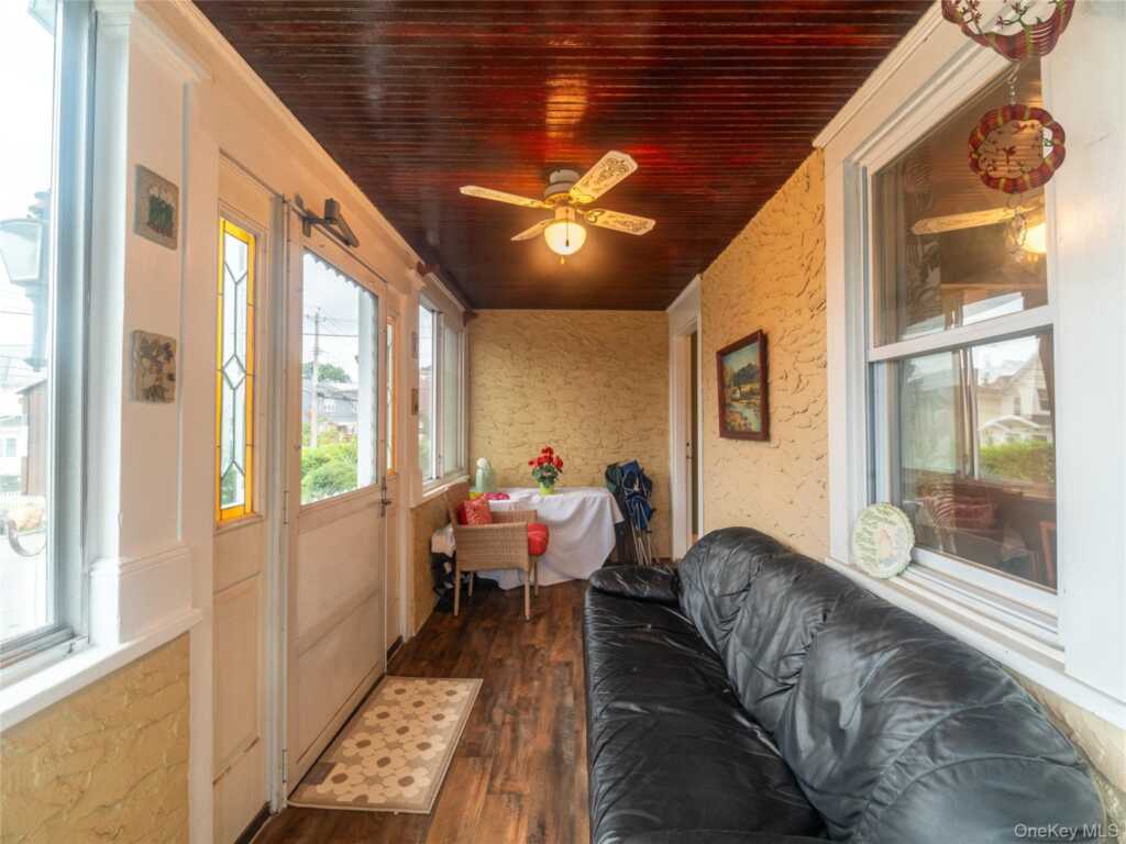 429 Franklin Street, Rye, NY 10573 - Photo 8 of 17