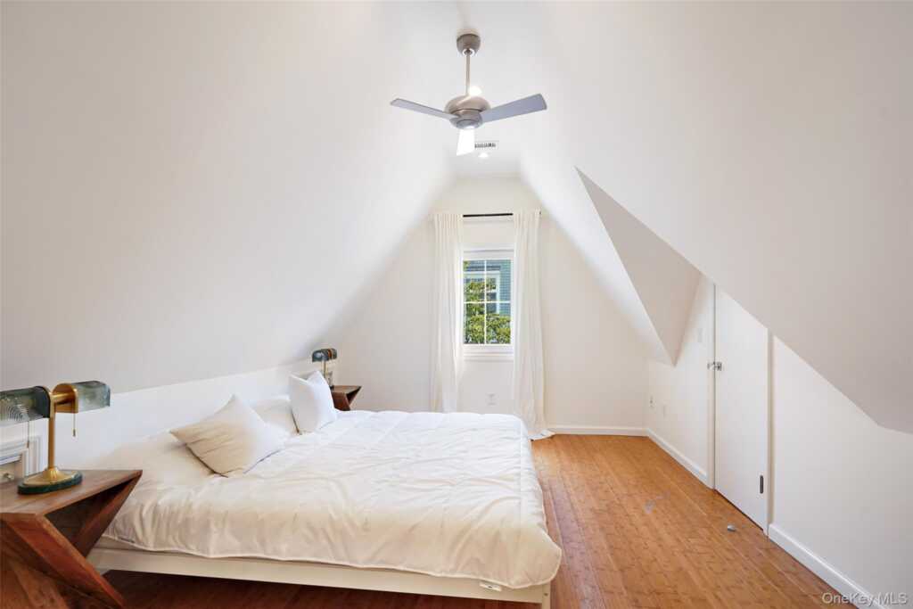 319 Oakland Beach Avenue, Rye, NY 10580 - Photo 17 of 33
