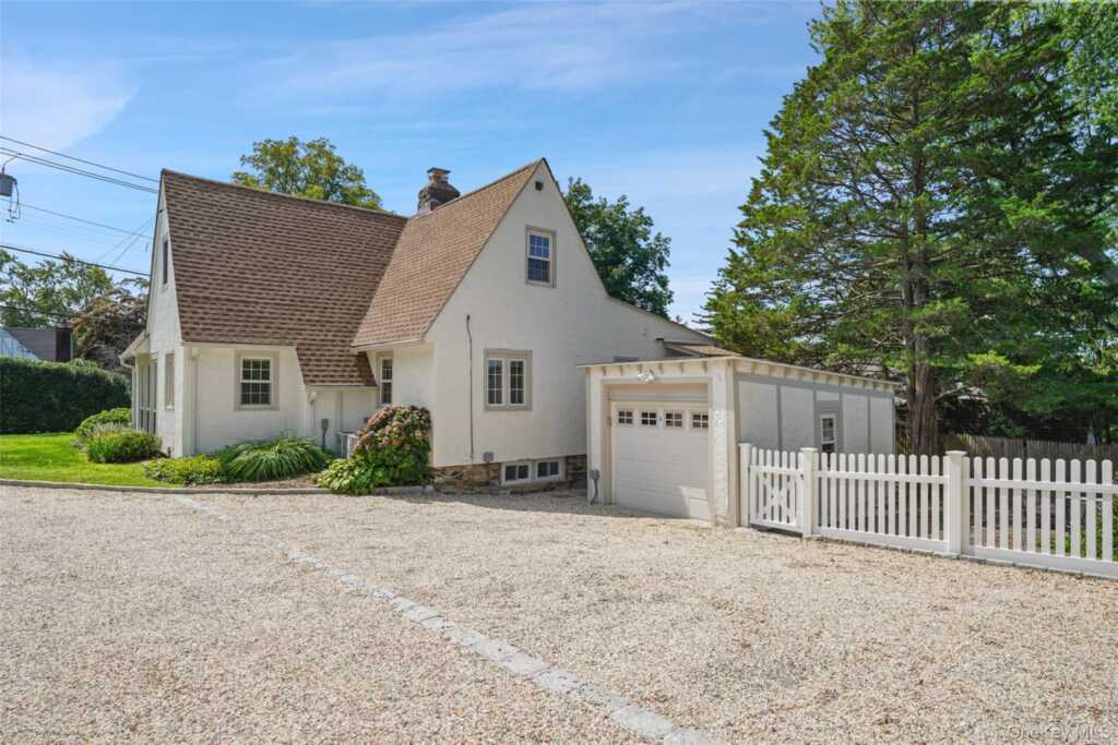 319 Oakland Beach Avenue, Rye, NY 10580 - Photo 25 of 33