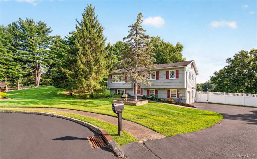 1 Ann Avenue, Stony Point, NY 10980 - Photo 2 of 43