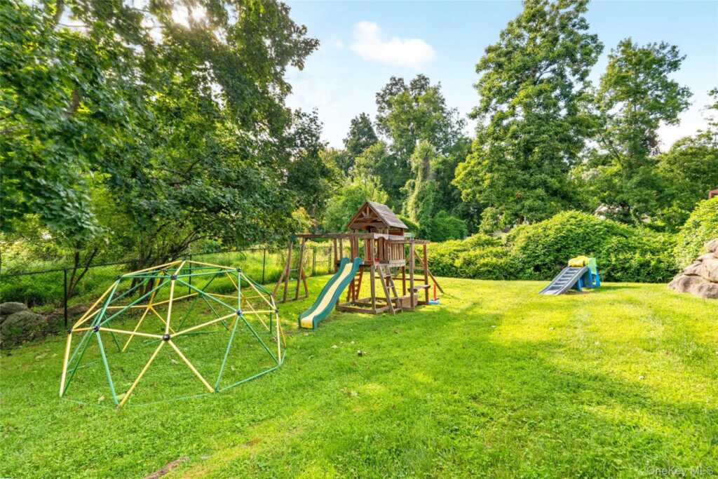 1 Ann Avenue, Stony Point, NY 10980 - Photo 41 of 43