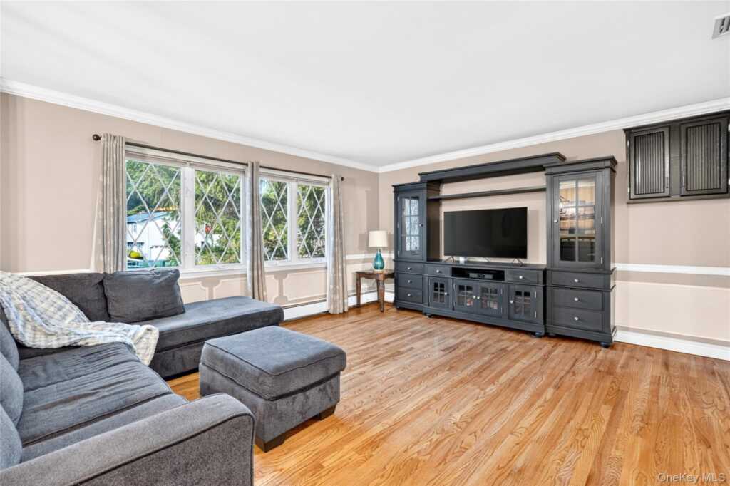 1 Ann Avenue, Stony Point, NY 10980 - Photo 8 of 43
