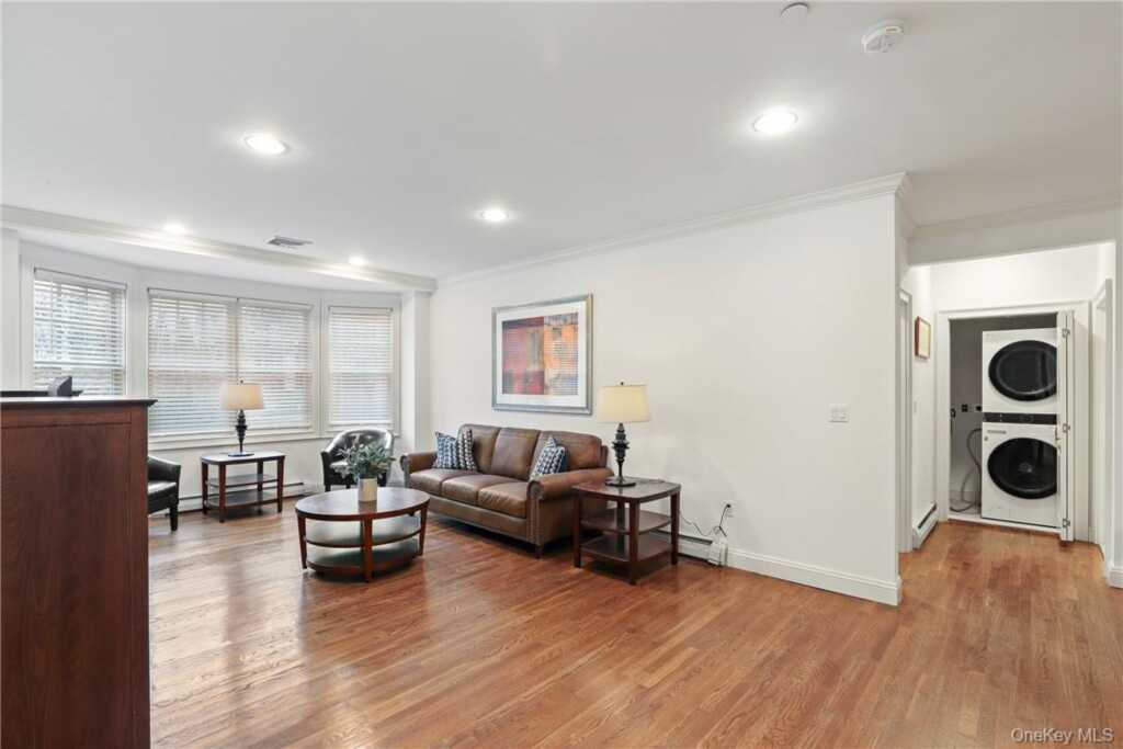 10 School Street, Unit #3F, Rye, NY 10580 - Photo 5 of 12