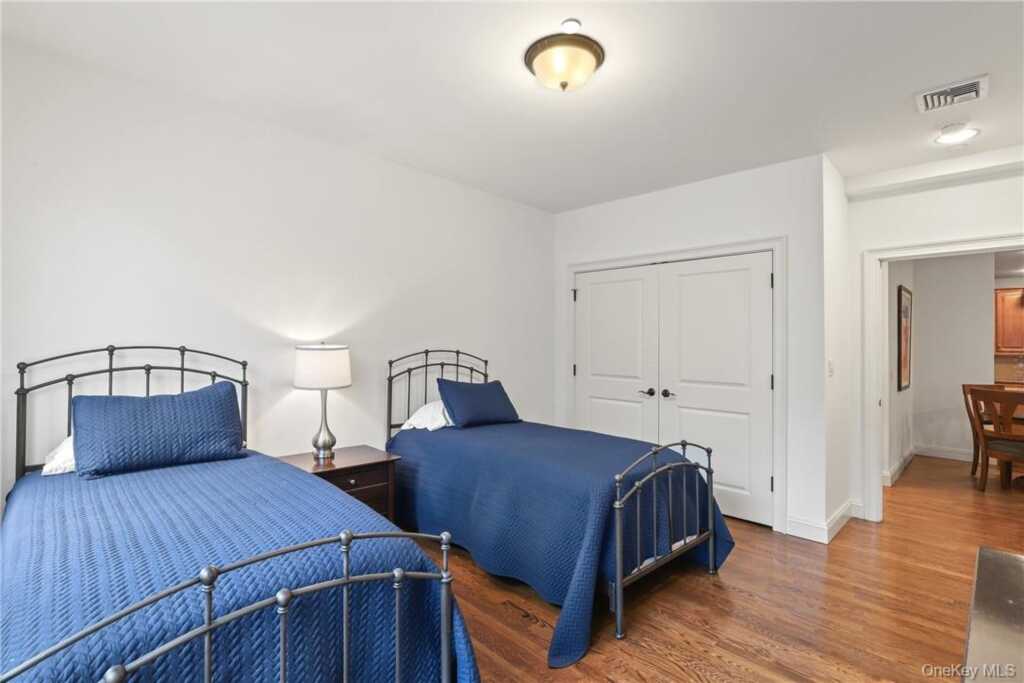 10 School Street, Unit #3F, Rye, NY 10580 - Photo 9 of 12