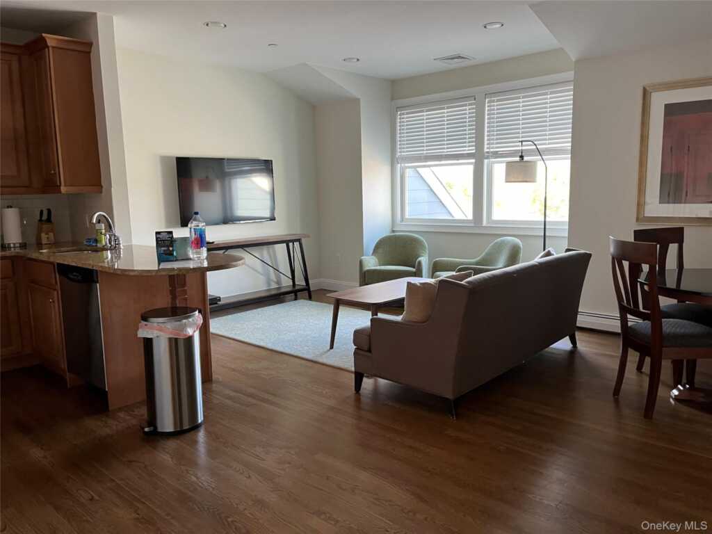 10 School Street, Unit #4F, Rye, NY 10580 - Photo 4 of 6