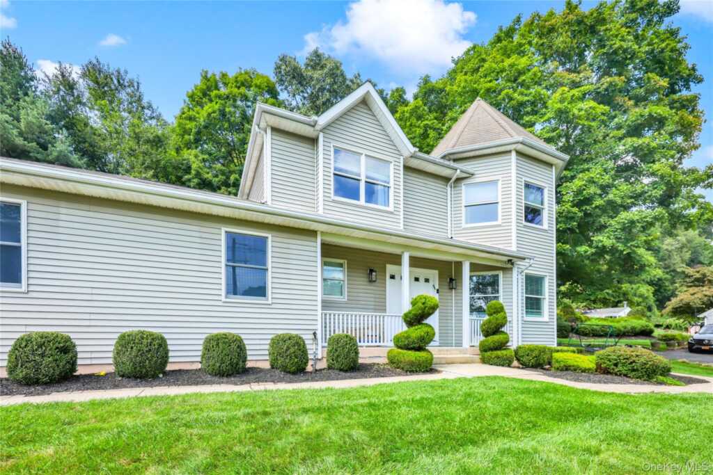169 S Pascack Road, Nanuet, NY 10954 - Photo 2 of 36
