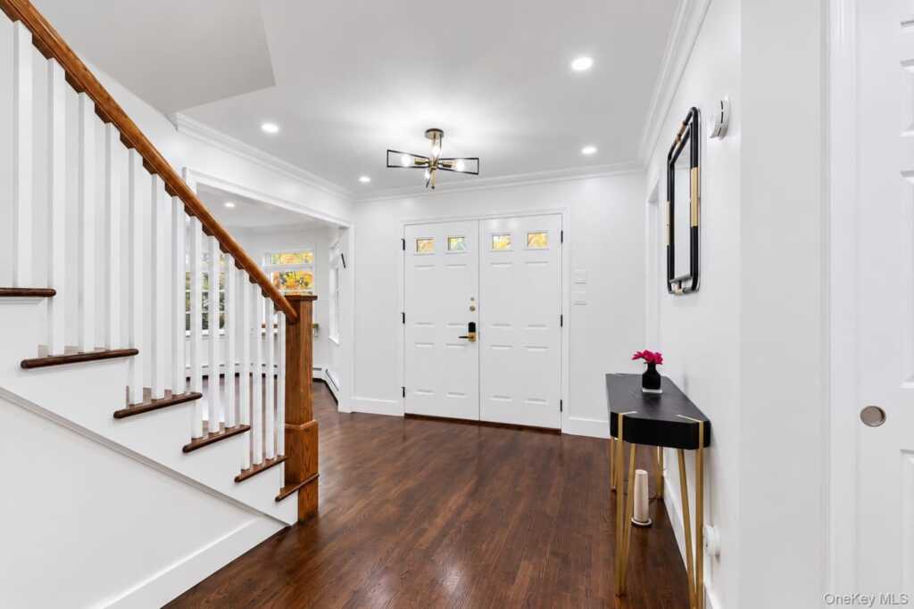 169 S Pascack Road, Nanuet, NY 10954 - Photo 8 of 36