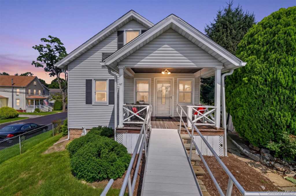 47 Woodland Avenue, Rye, NY 10573
