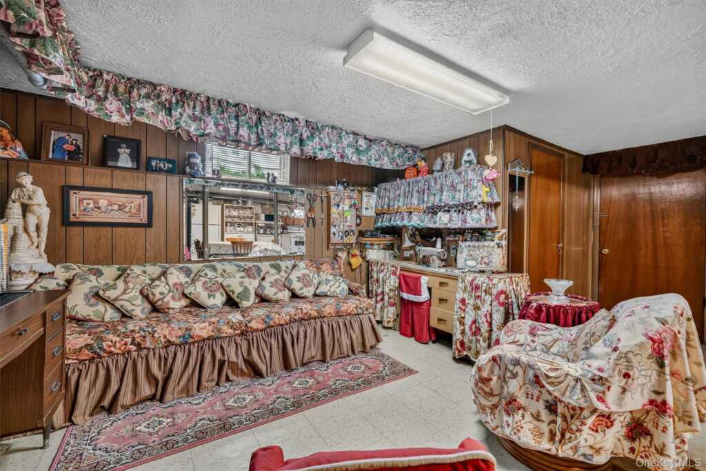 47 Woodland Avenue, Rye, NY 10573 - Photo 26 of 40
