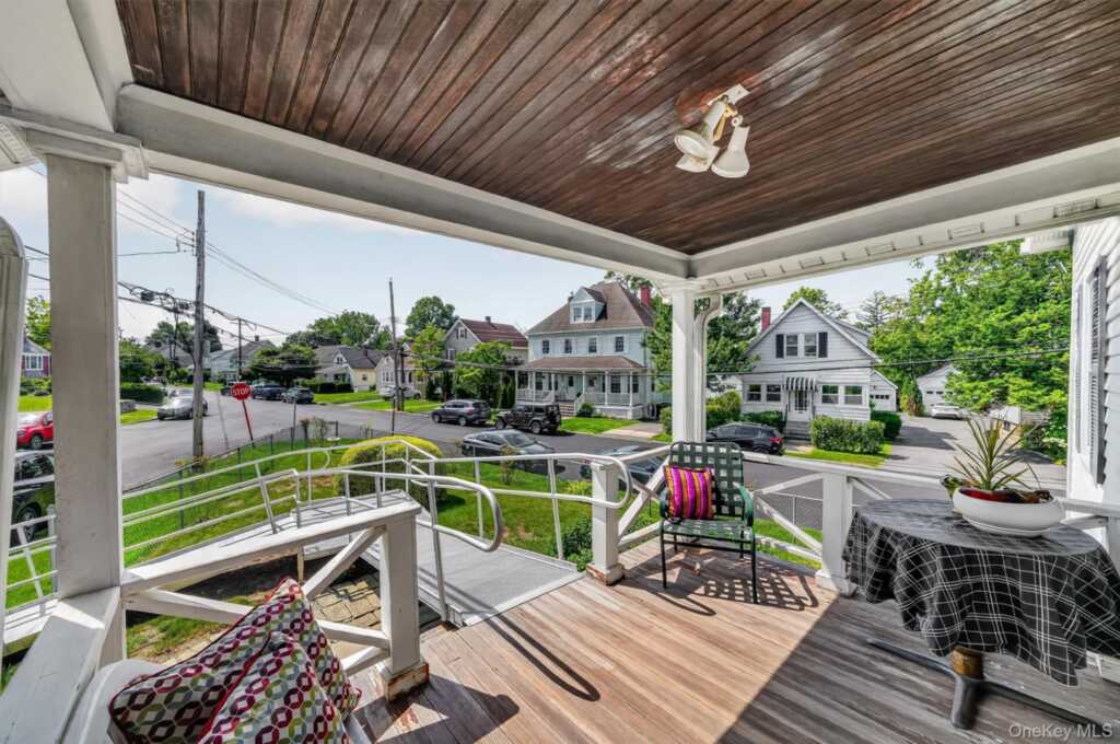 47 Woodland Avenue, Rye, NY 10573 - Photo 5 of 40