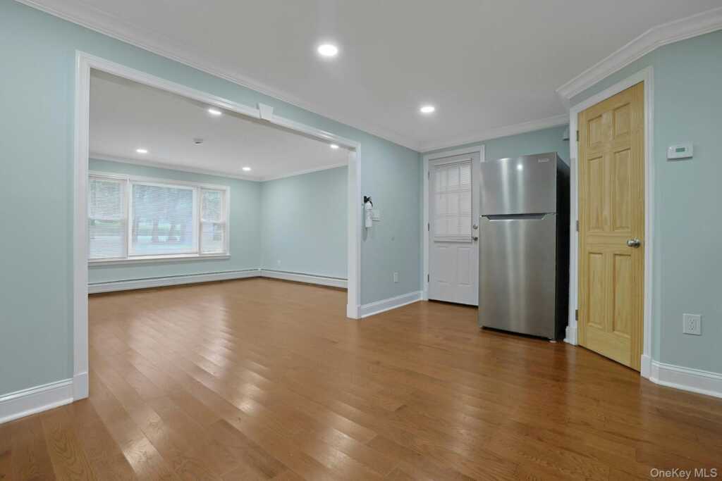 118 Grove Street, Pearl River, NY 10965 - Photo 13 of 25